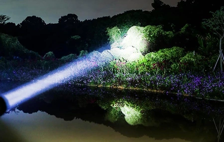 Latarka SuperFire R3 P90, 2700lm, USB