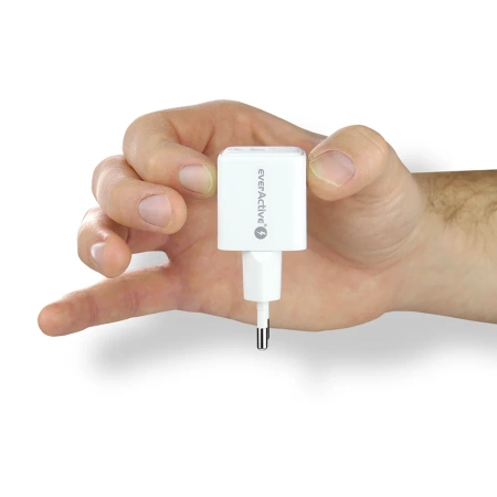 Ładowarka sieciowa everActive GaN SC-330Q z gniazdem USB QC3.0 oraz USB-C PD 20W