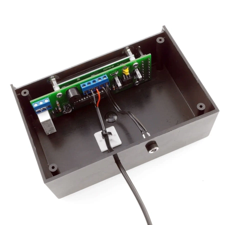 Sygnalizator temperatury pieca CO z LCD i alarmem - KIT AVT 1830
