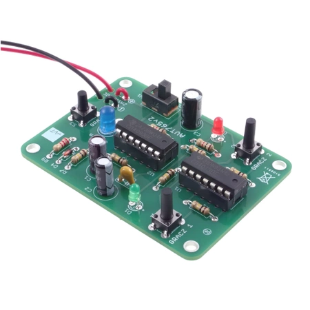 Gra dla dwóch osób - Tester refleksu - kto szybszy - zlutowany KIT AVT 765