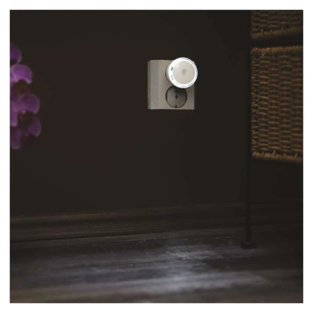 Lampka nocna LED do gniazdka, EMOS P3306
