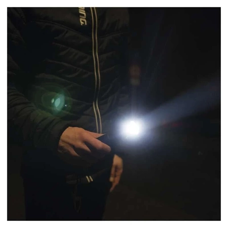Latarka ręczna LED, 500 lm, 4 × AA, regulacja ogniskowej, obudowa metalowa, EMOS P3115