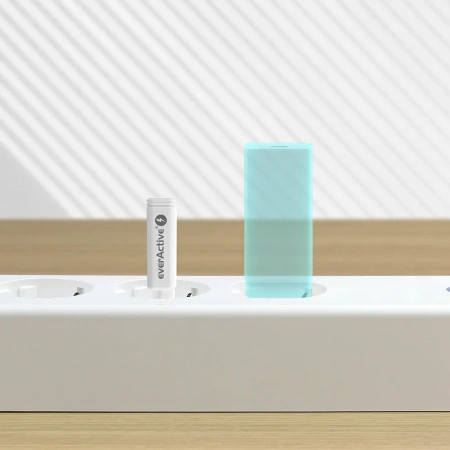Ładowarka sieciowa GaN 45W USB-C PD + USB-A QC3.0 - super slim everActive SC-460Q