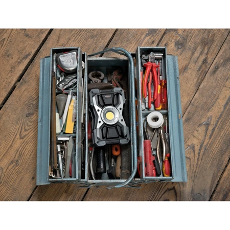 Mobilny akumulatorowy reflektor LED RUFUS 1500 MA, 1500lm, IP65