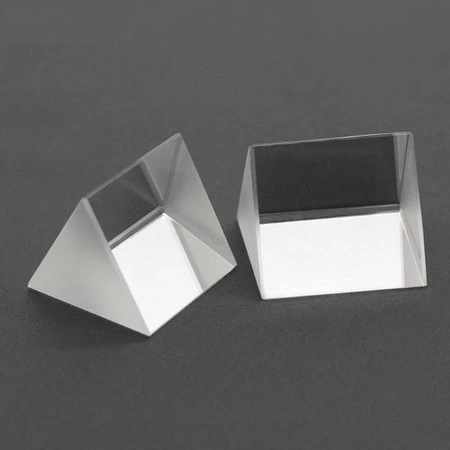 Pryzmat optyczny. Trójkąt szklany 25x25x25mm