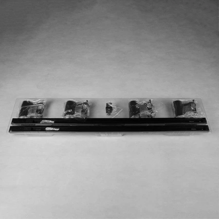 Zestaw oświetlenia szynowego: 4 reflektory LED 5W, 2m szyny + akcesoria, czarny