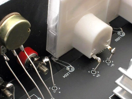 Regulowany zasilacz uniwersalny 1.2 - 13.5V / 1A - KIT AVT ZASILACZ