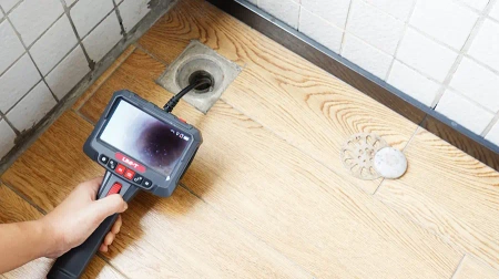 Przemysłowy endoskop inspekcyjny z kamerą obrotową 360° i ekranem 5 cali, Kamera inspekcyjna Uni-T UT663B