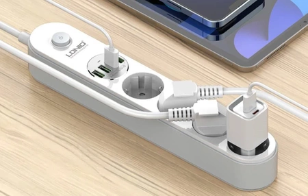 Listwa zasilająca 4 gniazda + 4× USB, przewód 2 m, 10 A, z włącznikiem, biała, LDNIO