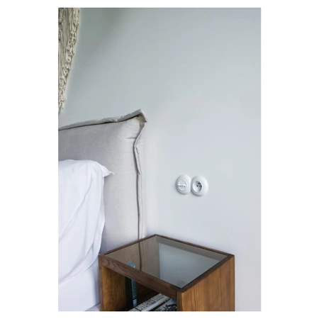 Gniazdo z bolcem uziemiającym, okrągłe, białe, podtynkowe, 16 A, Vintage Loft