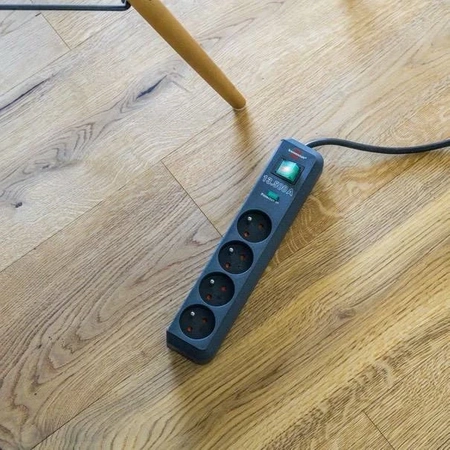 Listwa przeciwprzepięciowa ECO-LINE 13.5kA, 4 gniazda, 1.5m, 3G1.5