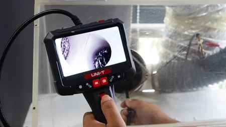 Przemysłowy endoskop inspekcyjny z kamerą obrotową 360° i ekranem 5 cali, Kamera inspekcyjna Uni-T UT663B