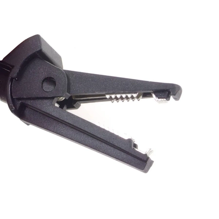 Krokodylek bezpieczny, rozwarcie 11mm, gniazdo 4mm, zielony