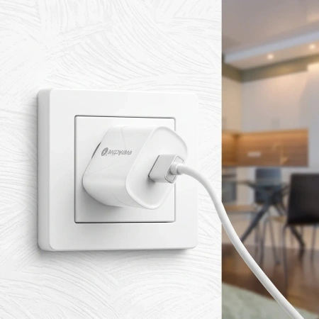 Ładowarka sieciowa USB-A 18W - szybkie ładowanie QC3.0 everActive SC-250Q