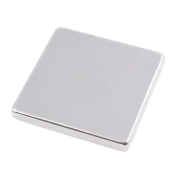 Magnes neodymowy kwadratowy 8x8x2mm - MAG015