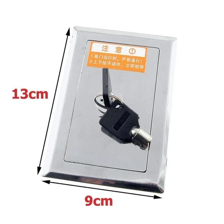 Przycisk potrójny w skrzynce metalowej PWS-3