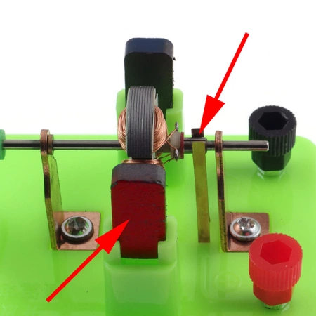 Model silnika na podstawce - do doświadczeń i budowy obwodów elektrycznych