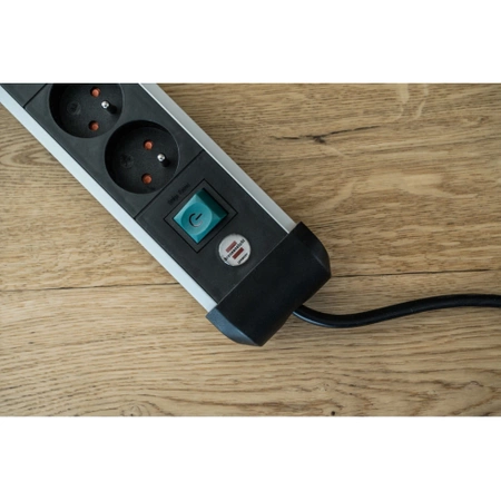 Listwa zasilająca 6 gniazd, 3m, włącznik, PREMIUM-ALU-LINE, 3G1.5, 1391034600