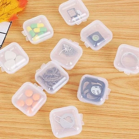 Organizer 3.5x3.5x1.8cm, zamykany pojemniczek OR208