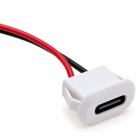 Gniazdo USB-C panelowe na zatrzask, zasilanie 5 V, 2 przewody 10 cm z wtykiem JST PH 2,0 mm, białe