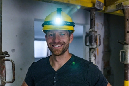 Akumulatorowa latarka czołowa LED LuxPremium KL 251 AF - 250lm - USB-C - Brennenstuhl