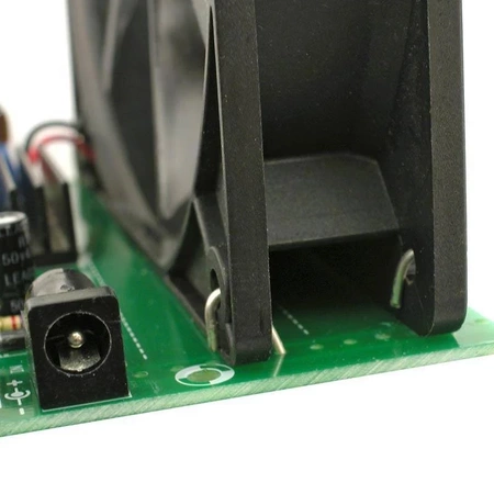 Sterownik odciągu oparów - KIT AVT 3215