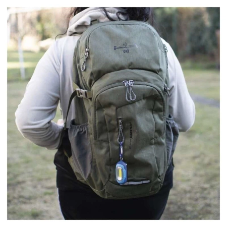 Brelok LED - mini latarka z karabińczykiem, zasilanie 2xAAA