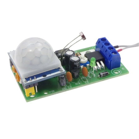Bedlight - sterownik oświetlenia nocnego PIR 12 V - zlutowany KIT AVT 1996