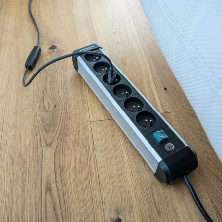 Listwa zasilająca 6 gniazd, 3m, włącznik, PREMIUM-ALU-LINE, 3G1.5, 1391034600