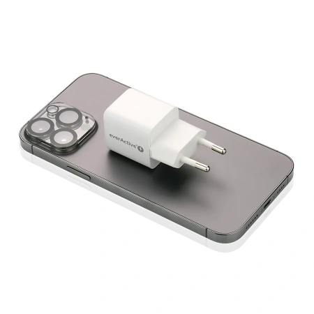 Ładowarka sieciowa everActive GaN SC-330Q z gniazdem USB QC3.0 oraz USB-C PD 20W