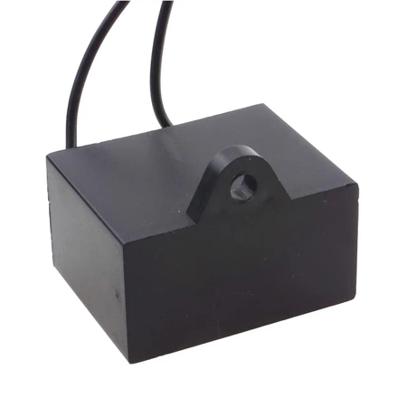 Kondensator rozruchowy do silnika 1,5µF 450VAC, CBB61, przewody ok. 10 cm, 37 × 15 × 26 mm
