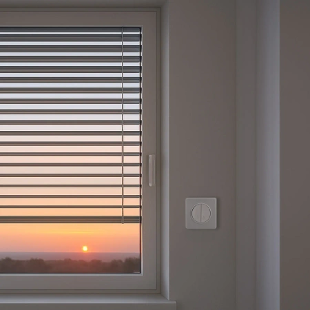 Włącznik żaluzjowy / roletowy, montaż podtynkowy, kolor biały OVAL Electromalt, OVA1030W