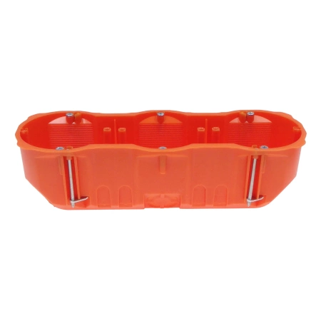 Puszka podtynkowa 60mm, głębokość 60mm, potrójna