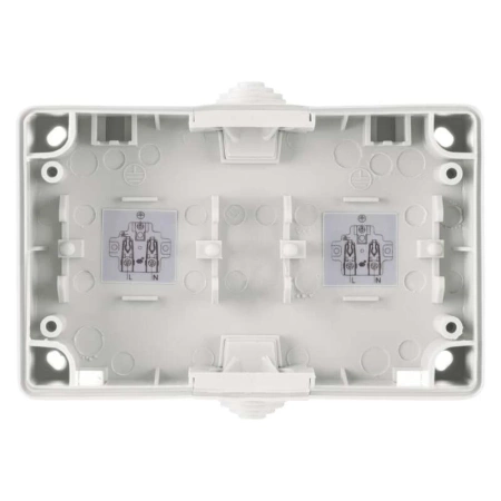 Gniazdo elektryczne podwójne bryzgoszczelne IP54 z klapką, montaż natynkowy, kolor biały, EMOS A1397.3