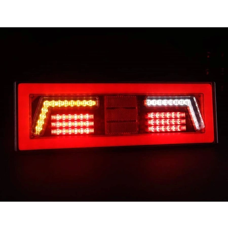 Lampa tylna zespolona samochodowa KMR1 12/24V z kablem, strona prawa, L1829