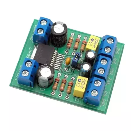 Miniaturowy, stereofoniczny wzmacniacz o mocy 2x3W, zlutowany AVT1712